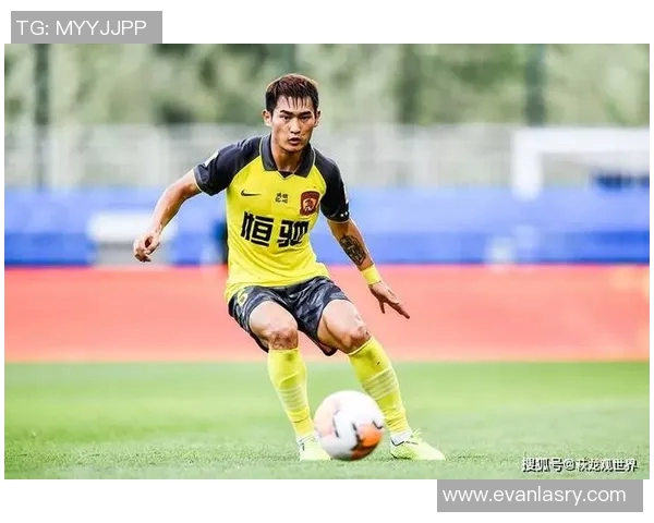 廖力生凭借出色防守成功抢断助力球队逆转局势展现卓越球技