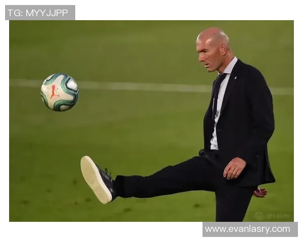 皇家马德里遭遇双线失利，齐达内面临压力升级